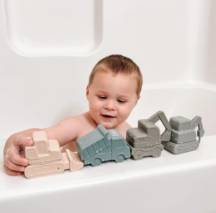 Calla & Friends Grant's Truck Water Toys