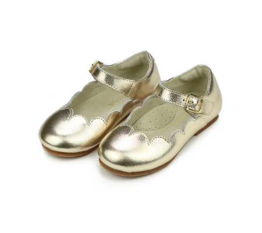 L'Amour Sonia Scalloped Leather Flat