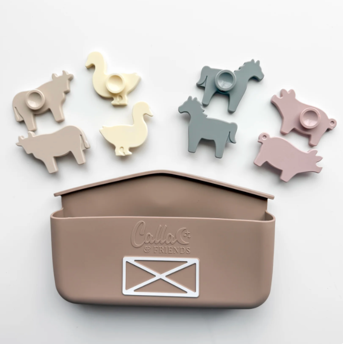 Calla & Friends Farm Suction Play Set