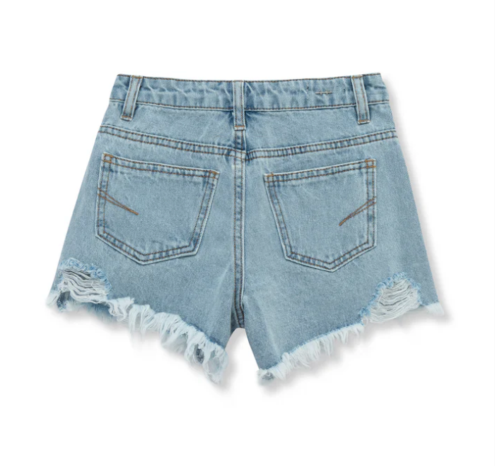 Habitual Girl Destiny frayed hem denim shorts with classic 5-pocket design.